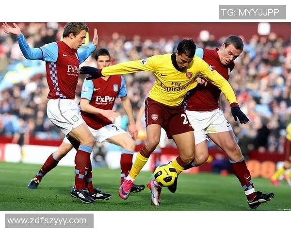 长春足球散客热情高涨球迷聚集共赏精彩赛事盛况